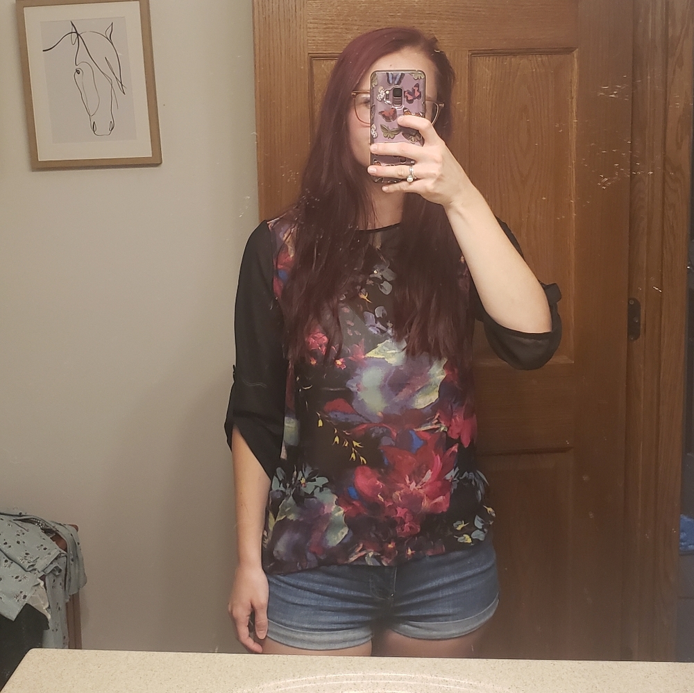 Floral long sleeve lace open back